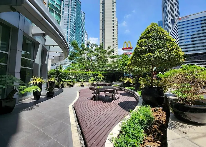 Apartment Bgc Fresh & Cozy Near Burgos Circle With Fast Internet Connection