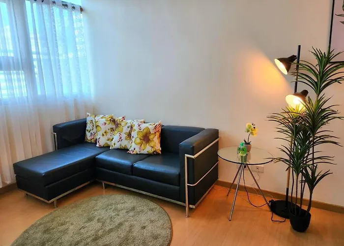 Apartment Bgc Fresh & Cozy Near Burgos Circle With Fast Internet Connection
